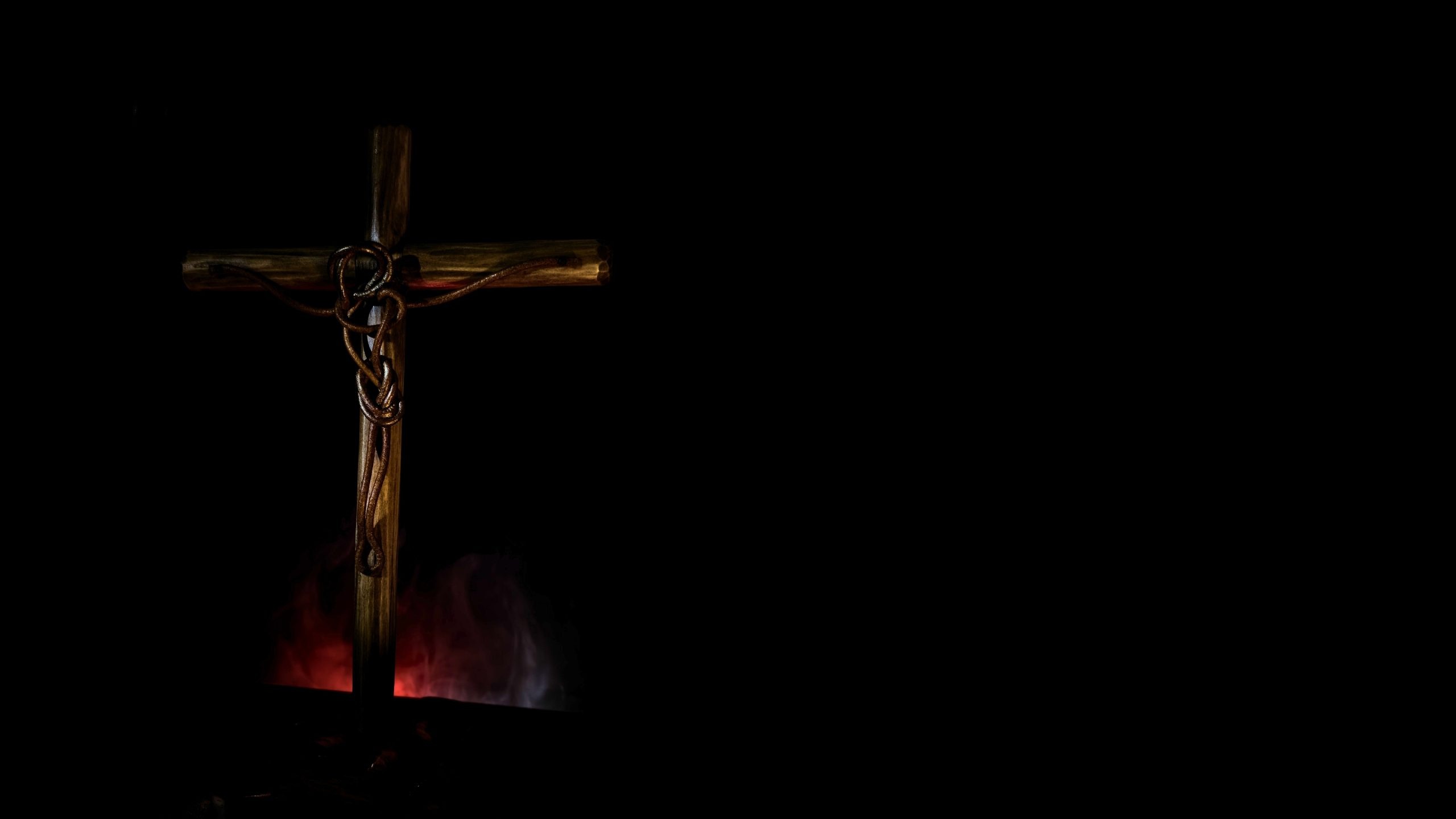 Materia de Autor - Cristo Base Facetada - Carrusel informativo